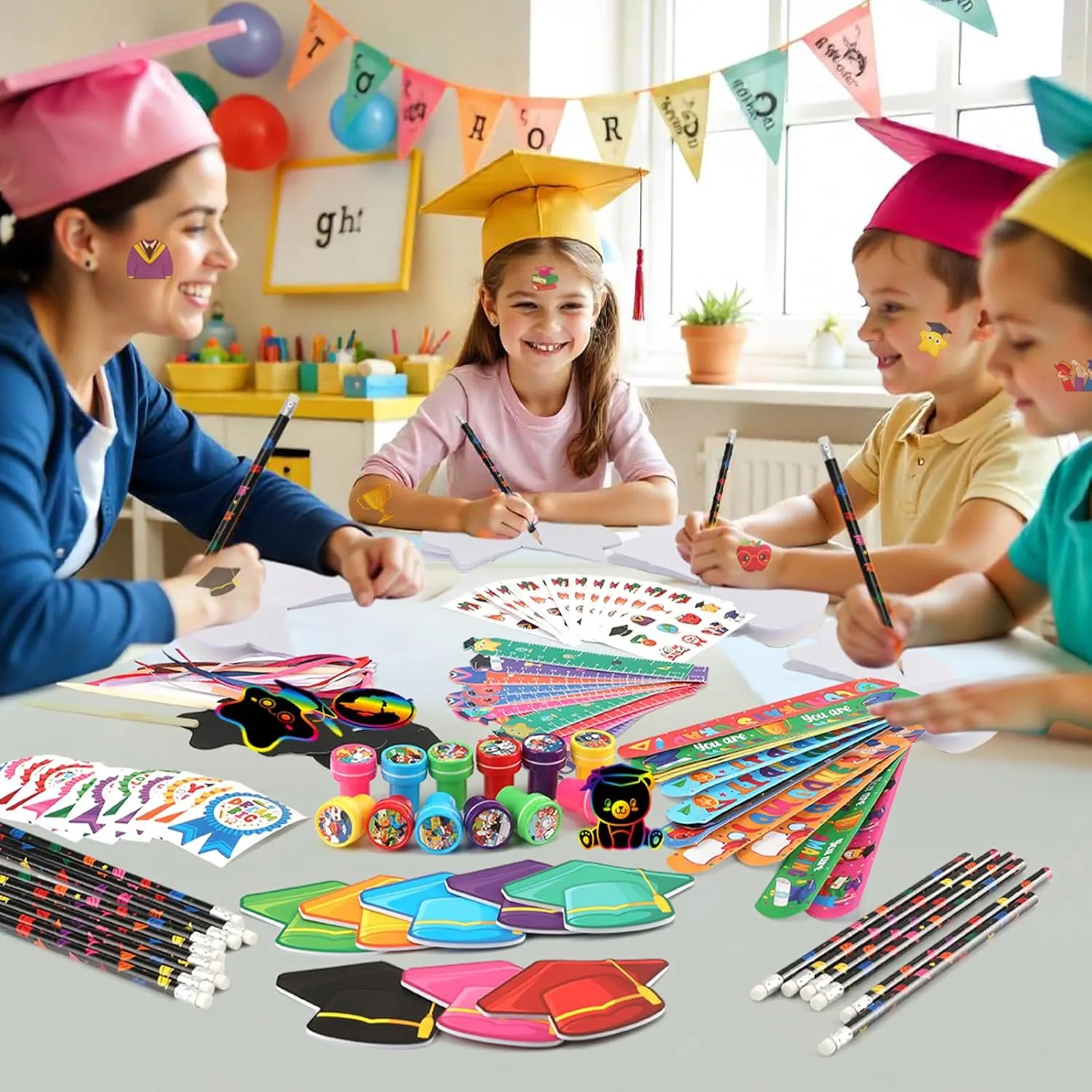BenLouis 216 Pcs Graduation School Stationery Set Party Favors Preschool Kindergarten Classroom Gift Prizes Bulk for Kids Students Congrats Grad Goodie Bags Stuffers（Graduation Hat）