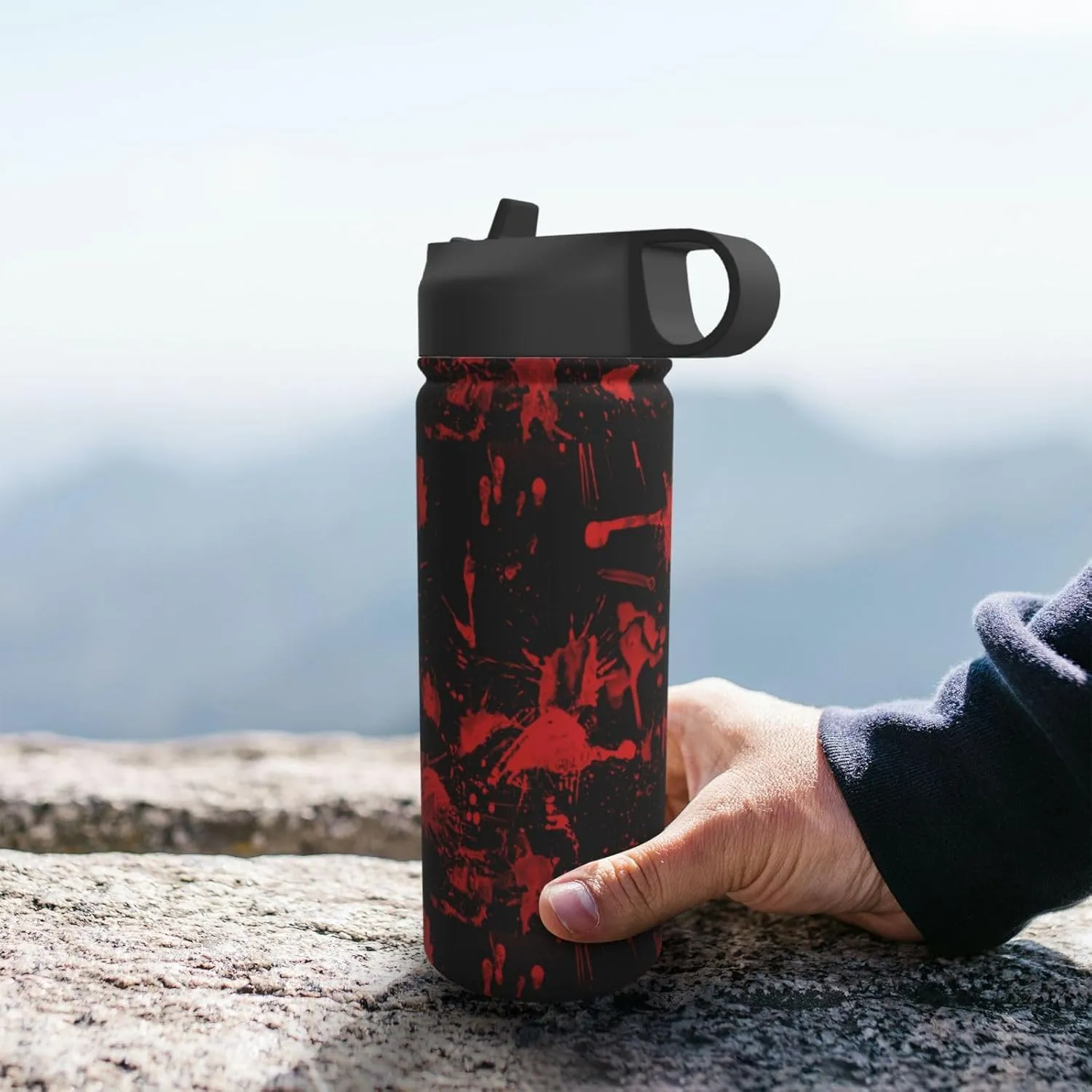Classic Horror Blood Splatter Black Red 18oz Sports Insulated Kettle With Straw, Leak Proof Gym Bottle -Ideal Gift for Fitness Sports & Outdoors
