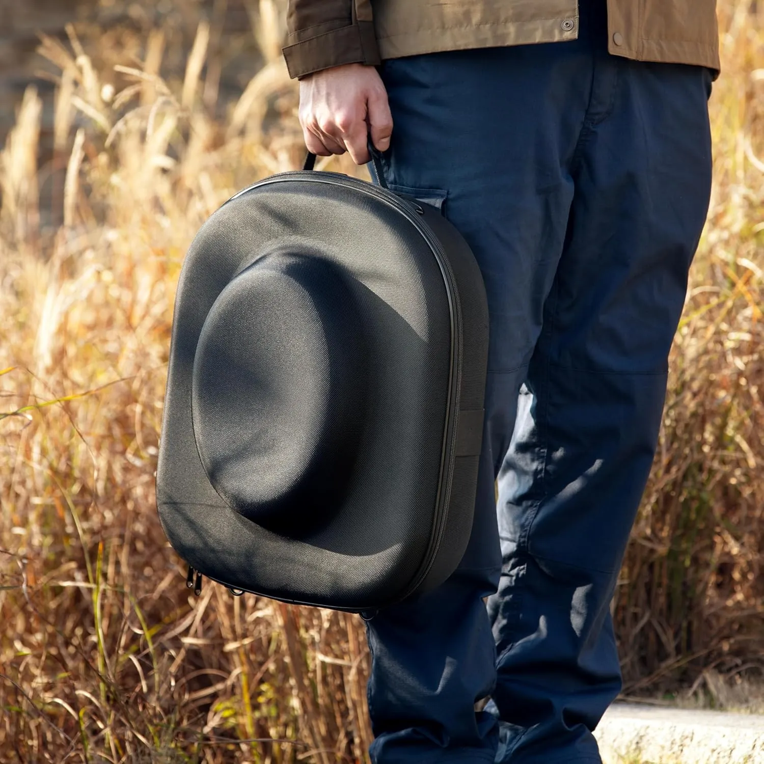 Cowboy Hat Travel Case – Crushproof Carrier for Cowboy, Panama & Tweed Hats with Carrying Handle, Shoulder and Luggage Strap, For Travel and At-Home Storage (Large)
