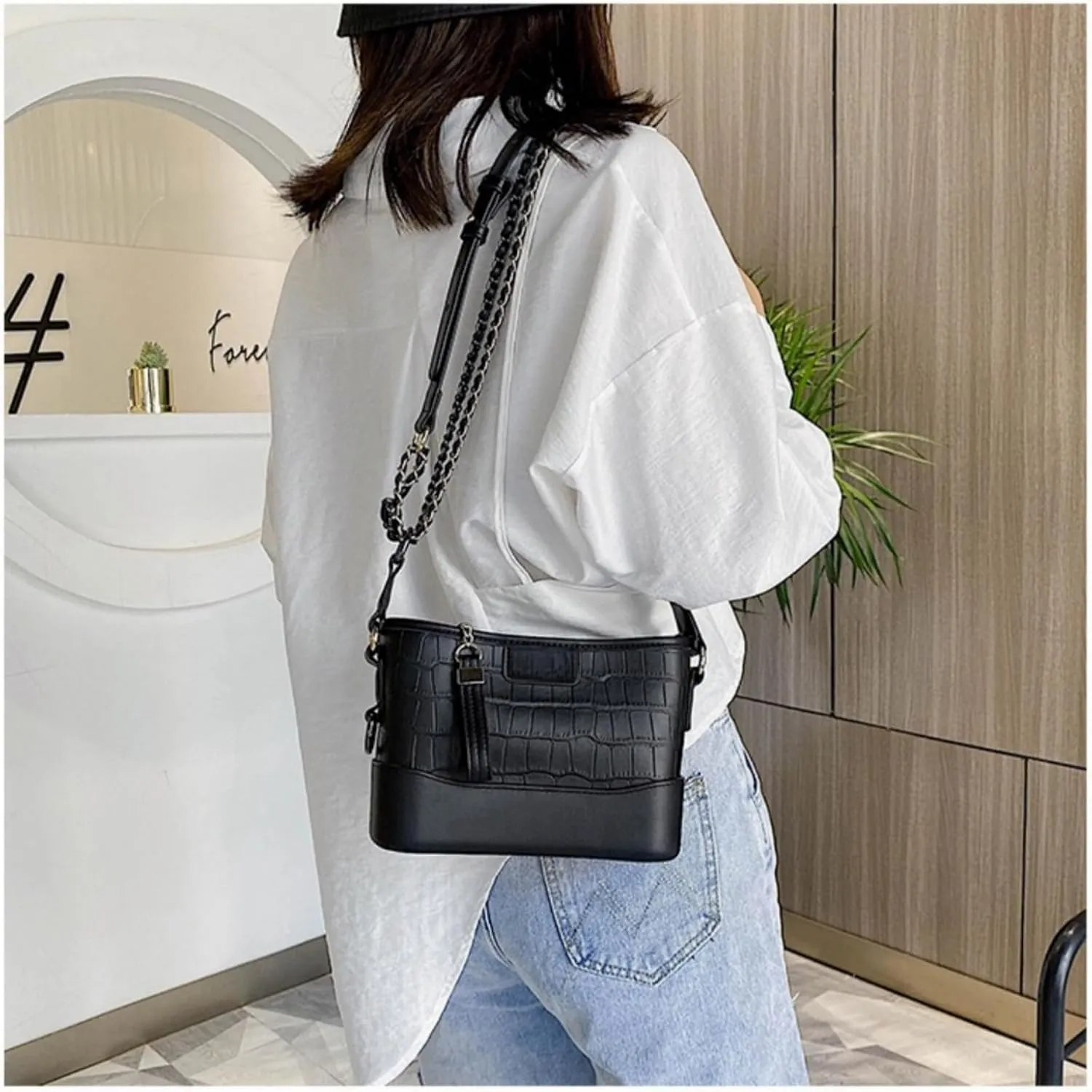 Crossbody Bag for Women, Crocodile Striped Large Capacity Leather Fabric Single Shoulder Crossbody Bag