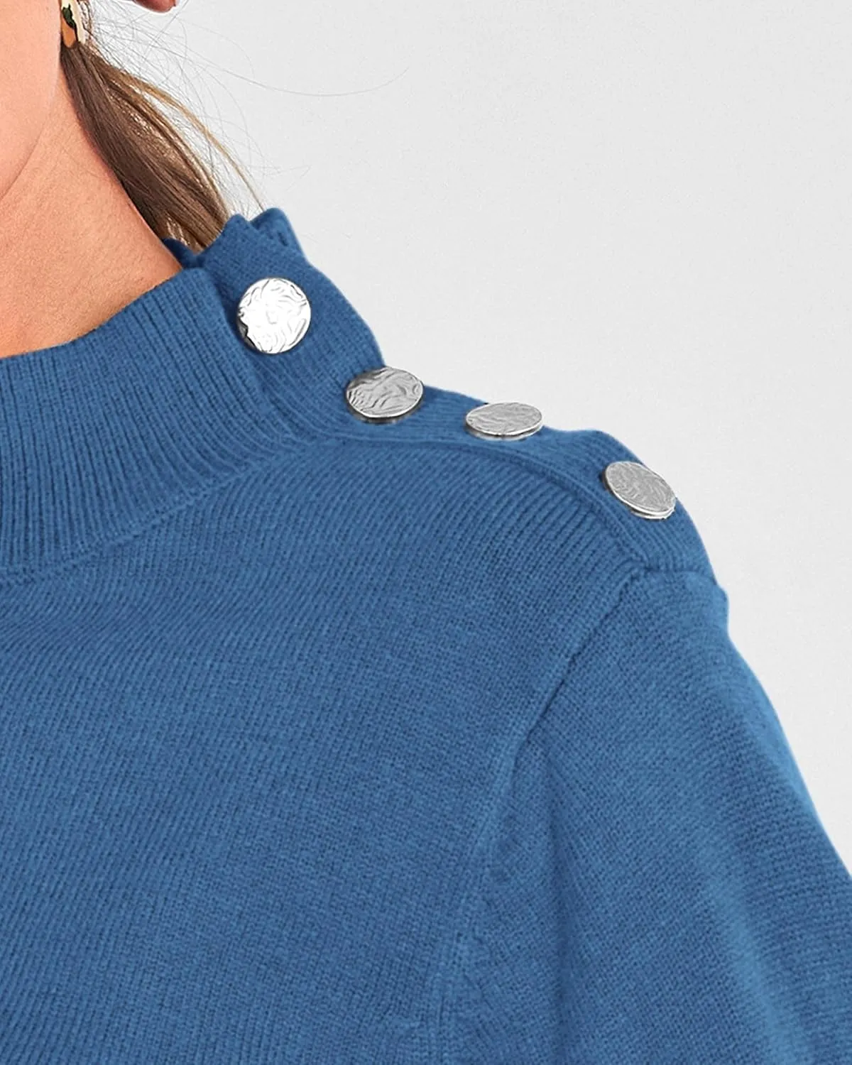 KIRUNDO Women's 2025 Fall Winter Long Sleeve Knit Sweater Turtleneck Striped Loose Pullover Tops Deco with Metal Buttons