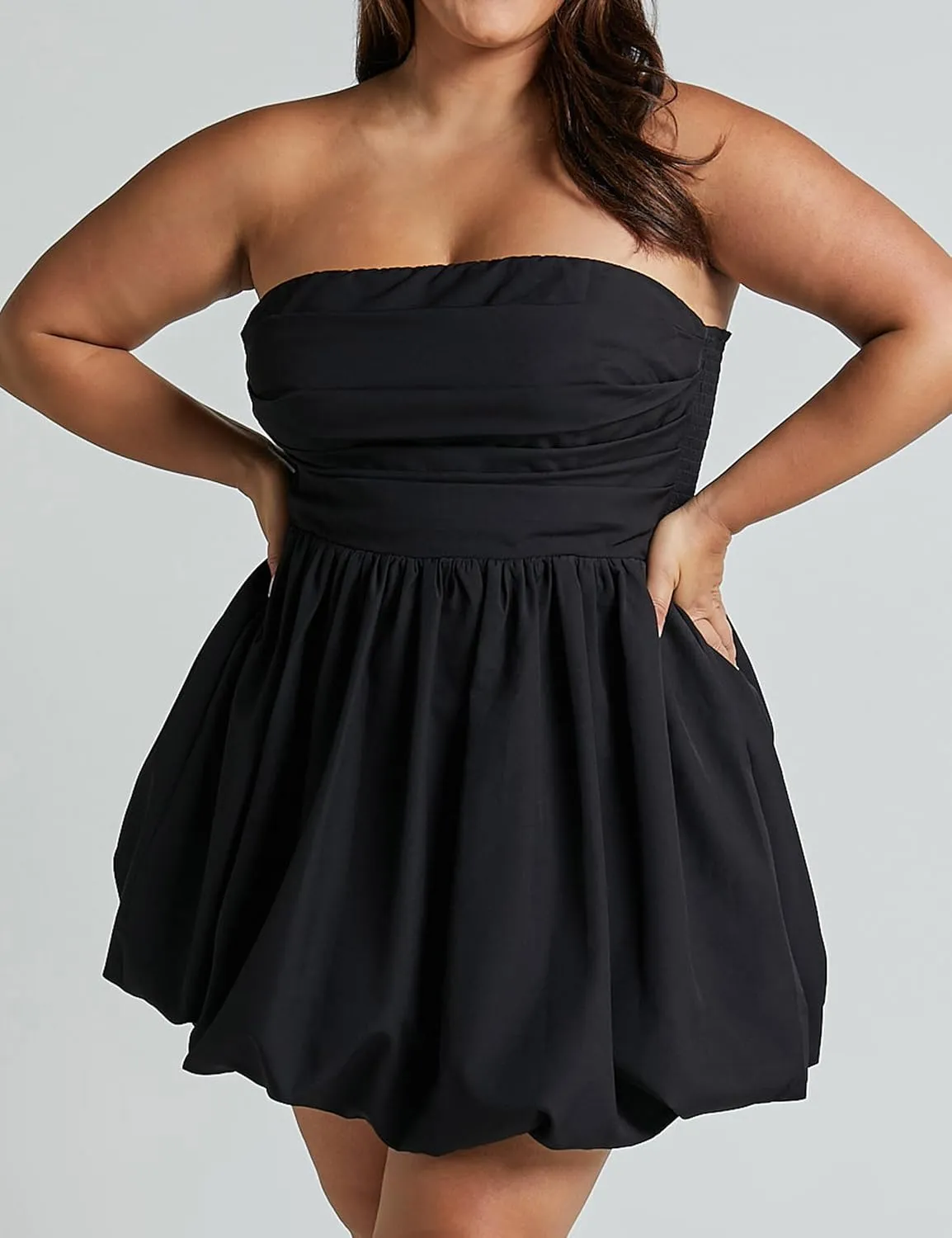 MISSACTIVER Women's Strapless Tube Top Mini Dress Ruched Sleeveless Off Shoulder Flared Short Dress Summer Party Club Dresses