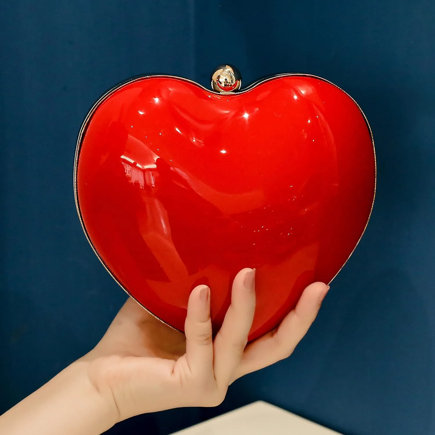 Rejolly Clear Acrylic Clutch Evening Purse Heart Shaped Bags for Women Transparent Novelty Small Mini Handbag Crossbody Bag
