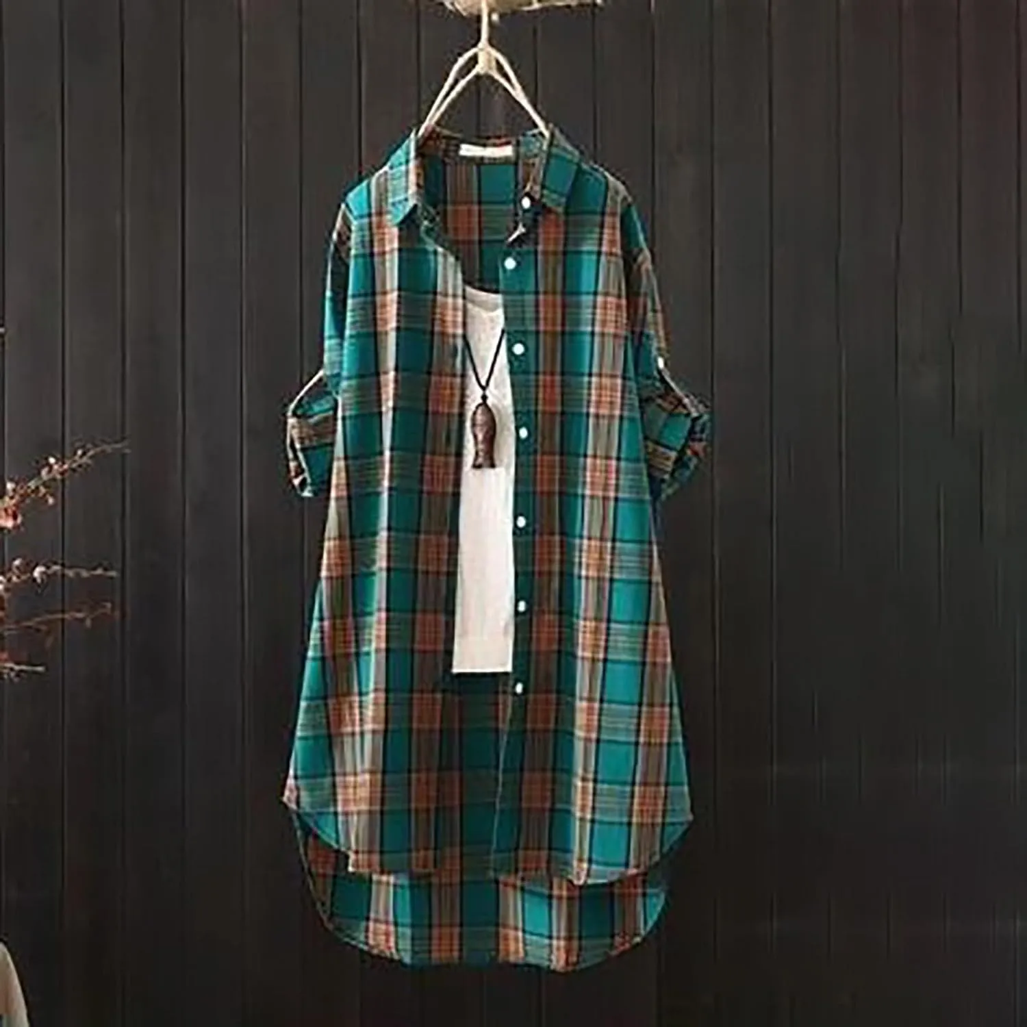 Women Plus Size Plaid Sweatshirt Casual Loose Fit Color Block Button Down Cadigan Top Trendy Long Sleeve Lapel Jacket