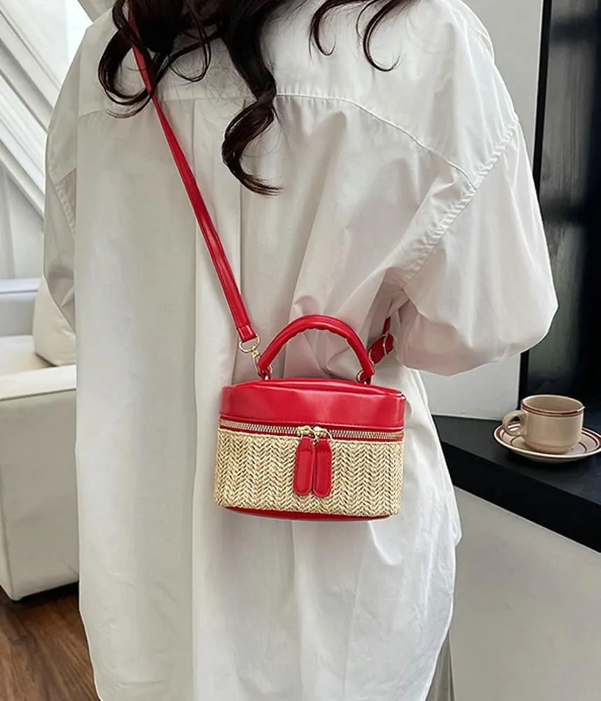 Women Small Summer Beach Tote Shoulder Bags Handwoven Straw Summer Crossbody Bag Makeup Purse Handbags