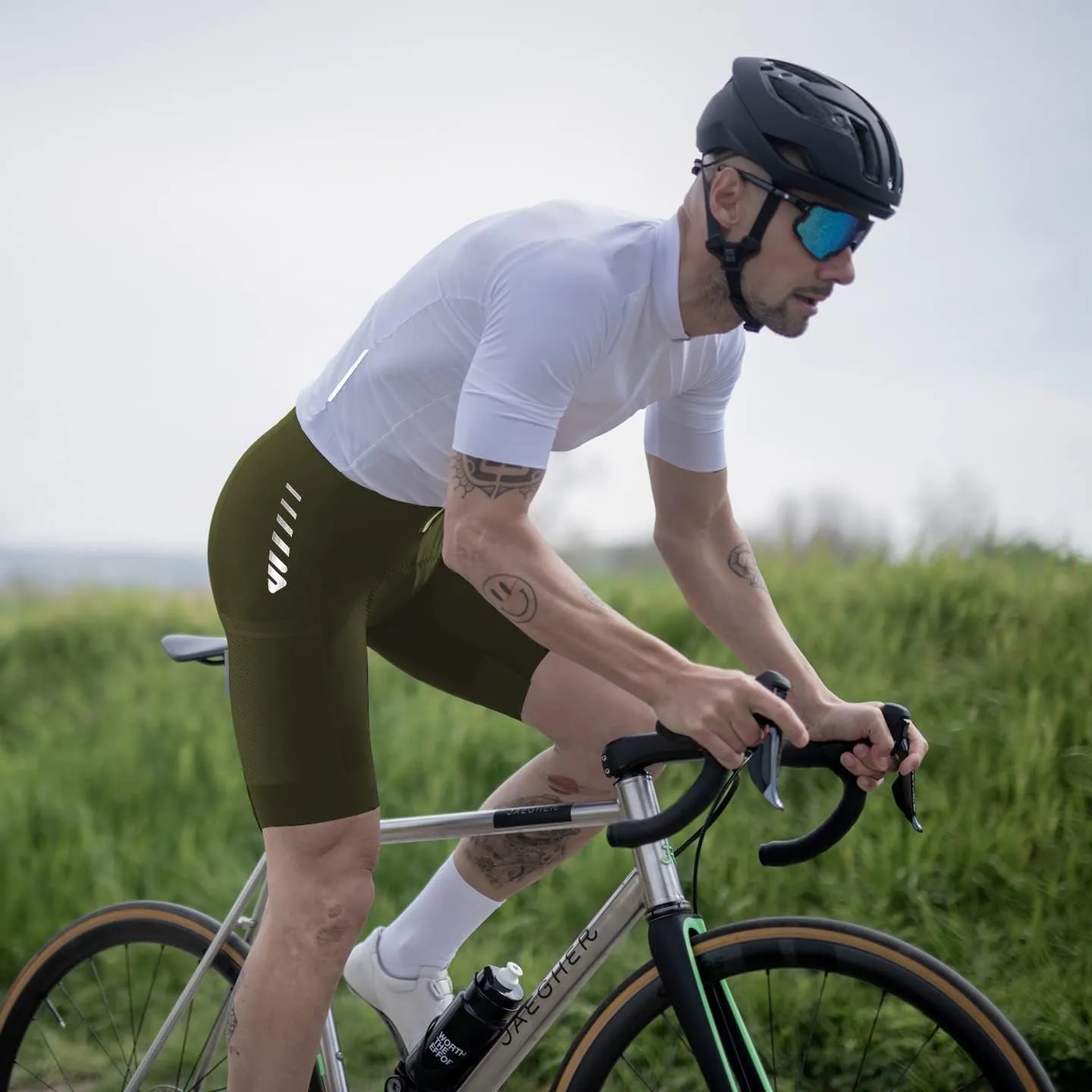 Wulibike Cycling Shorts Men Padded:Tights Highly Elastic Breathable Quick-Drying Road Bike Bicycle Shorts for Men Pockets